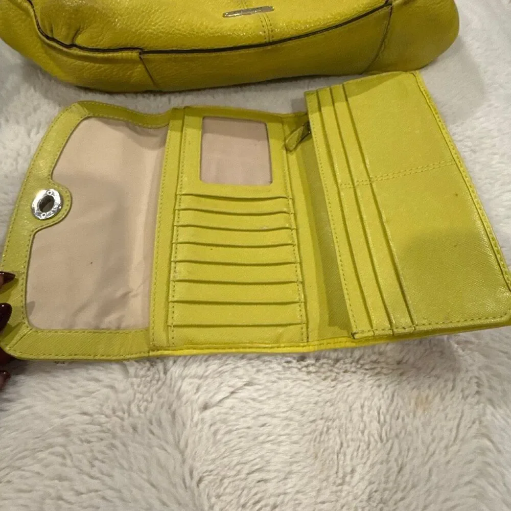 This is a Coach Avery leather hobo shoulder bag in a yellow (chartreuse) color w - Picture 6 of 7